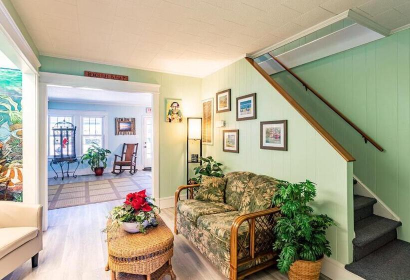 여관 Island Motel Obx