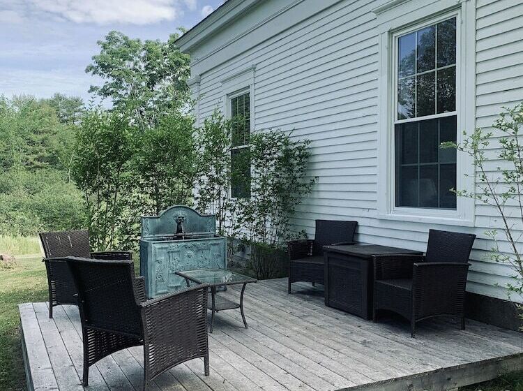 فندق فئة نجمة واحدة The Orchard House & Cafe