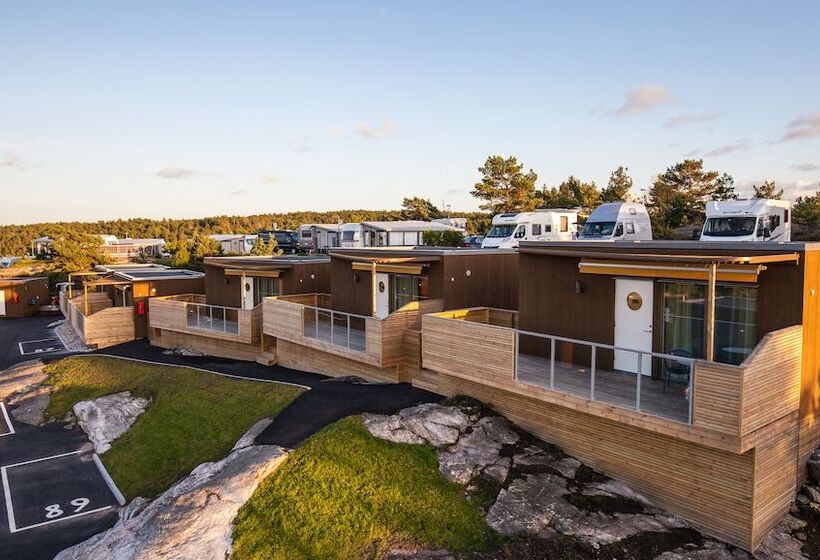 هتل First Camp Citystromstad