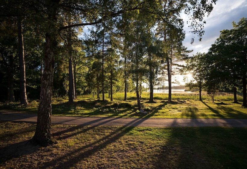 هتل First Camp Stensokalmar