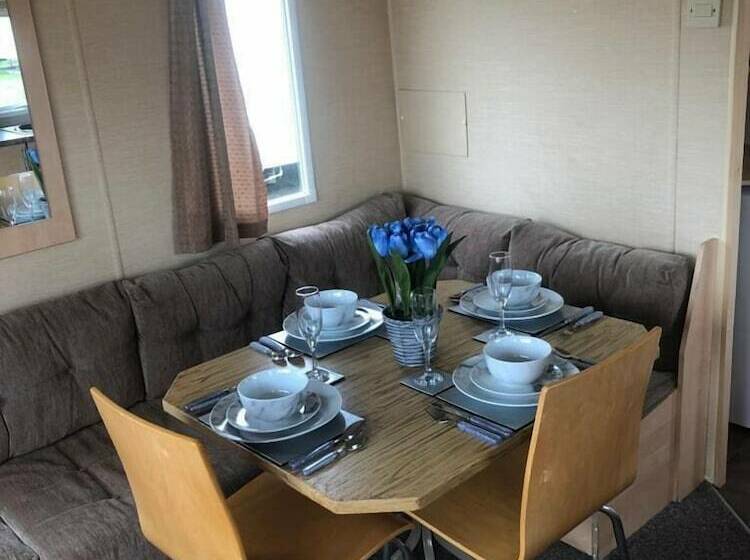 Hotel Homely Holidays
