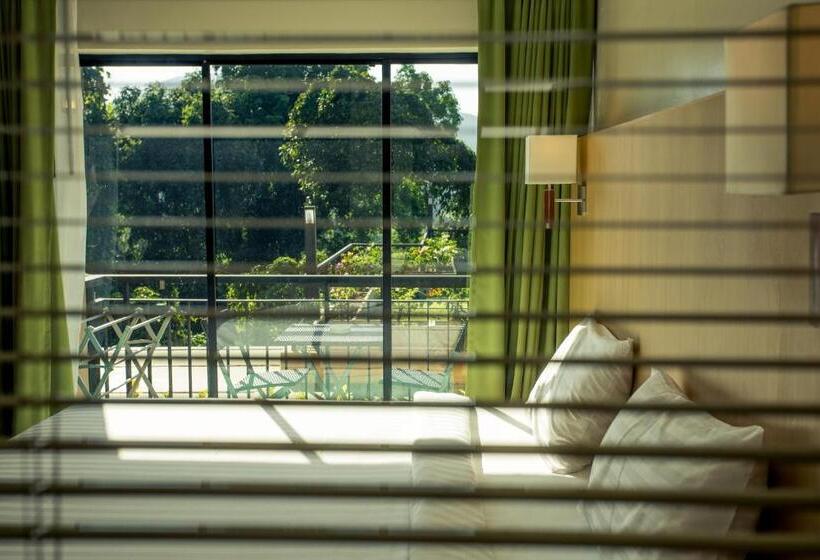 فندق Studio Apartments On A Hill