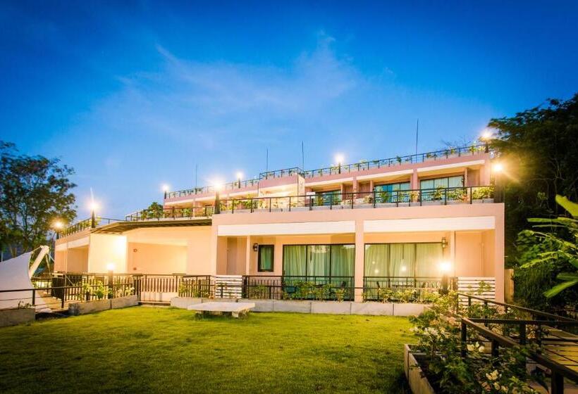 فندق Studio Apartments On A Hill