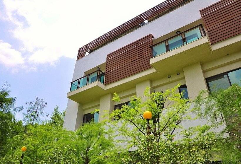 تختخواب و صبحانه One City One Vacation Farm