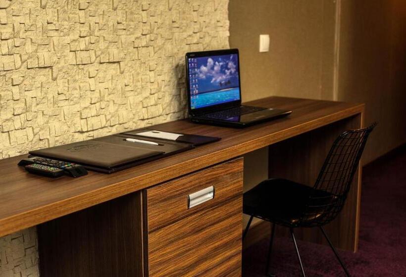 Grand Akçalı Otel