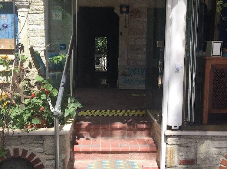 هتل Iyon Pansiyon