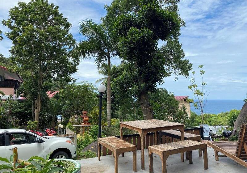 هتل Majestic Sea View Resort