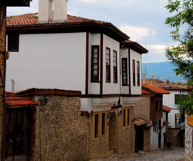 فندق Mehves Hanim Konagi