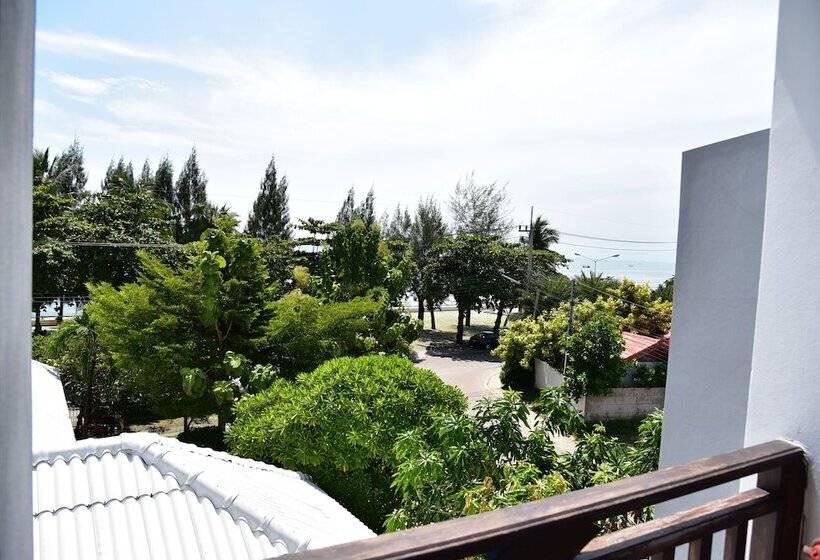 Hotel Pran Crescent