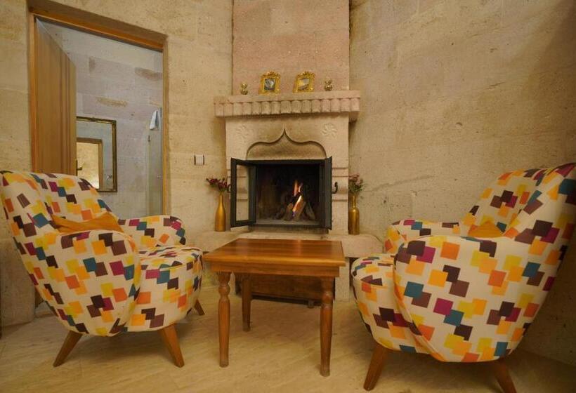 هتل Salkım Cave House