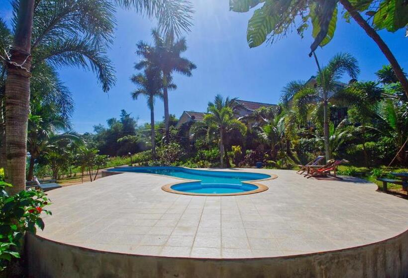 هتل Sea View Resort