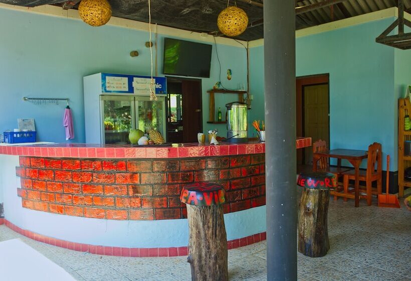 هتل Sea View Resort