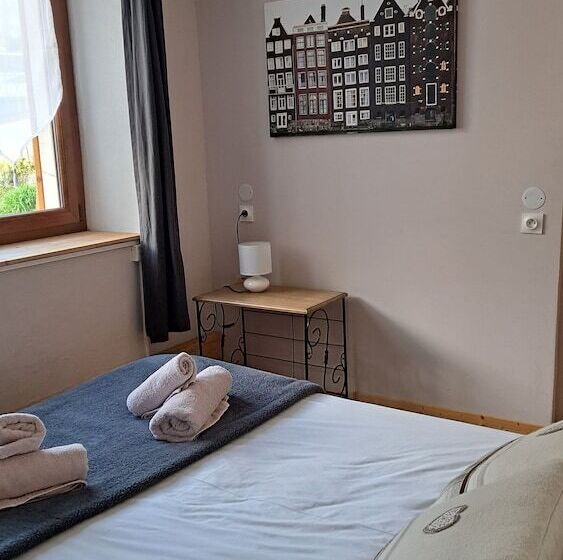 פונדק Auberge Les 2 Moucherolles