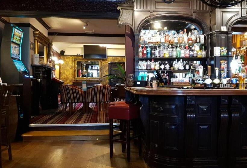 فندق فئة نجمة واحدة The Grapes Pub
