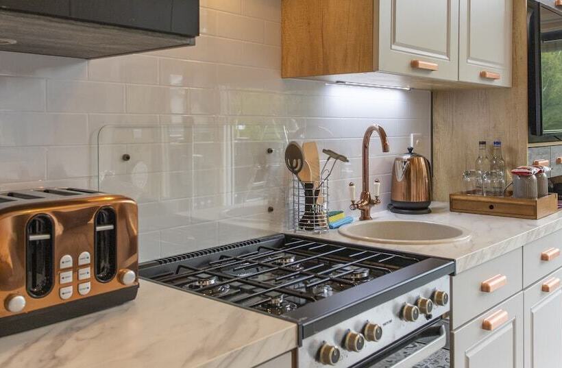 ホテル Aberdunant Caravans Direct