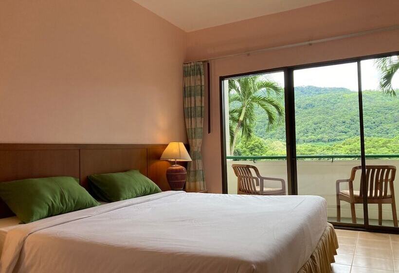 هتل Cabbages & Condoms Khaoyai Resort