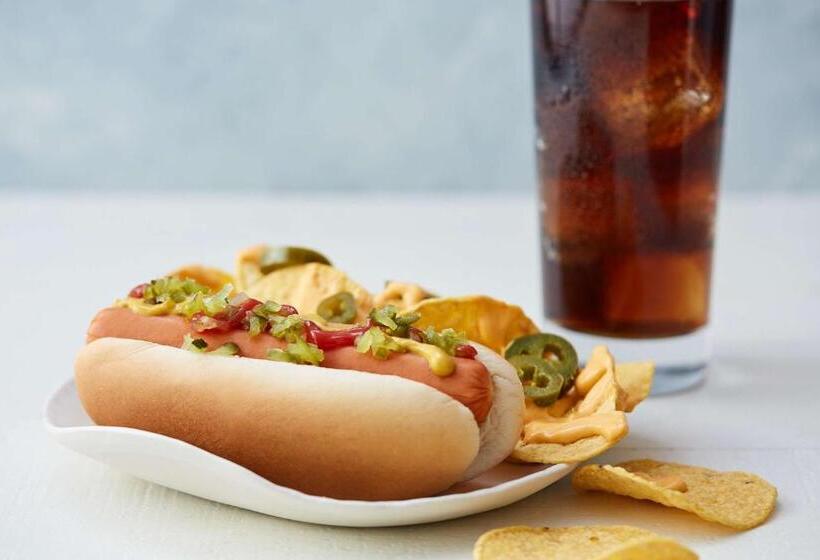 هتل Drury Inn & Suites Huntsville Space & Rocket Center