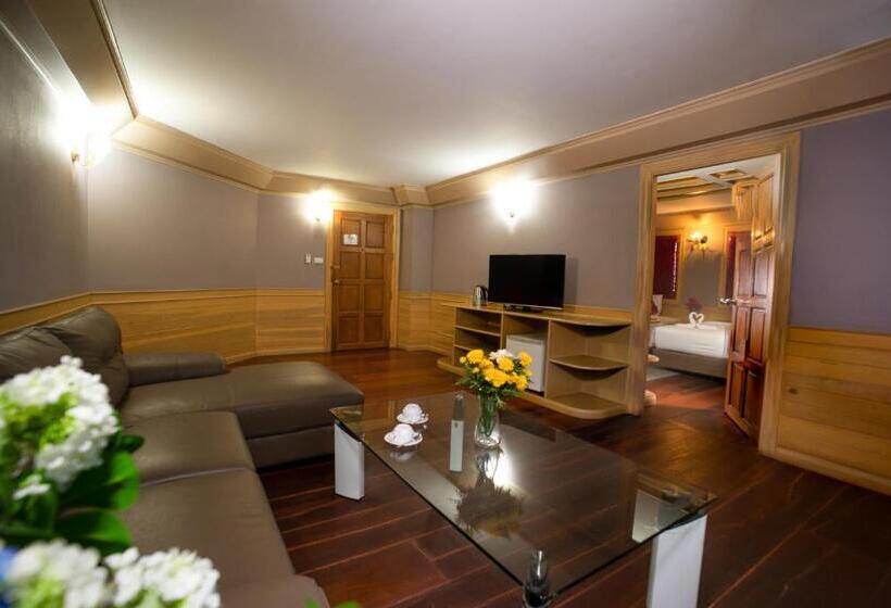 هتل Pearl Resort And