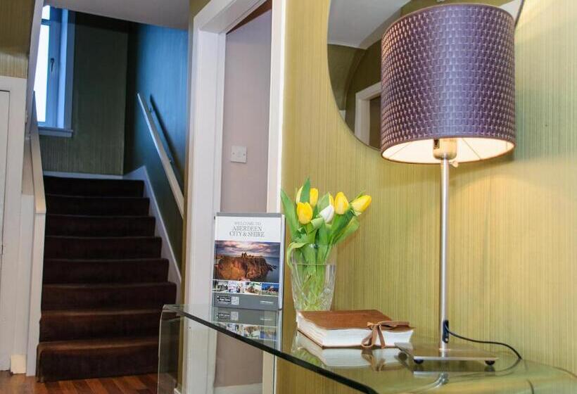 مبيت وإفطار Rooms At 31