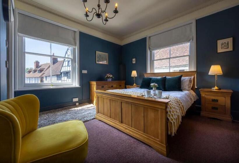 مبيت وإفطار The Swan Inn