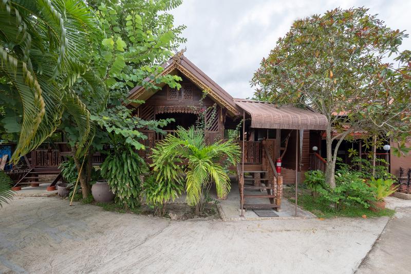 هتل Ban Suan Mee Sakul Resort