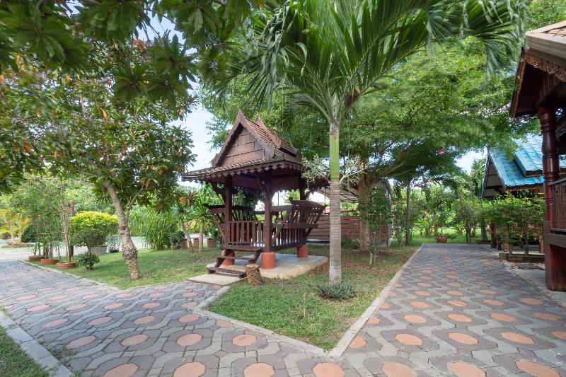 هتل Ban Suan Mee Sakul Resort