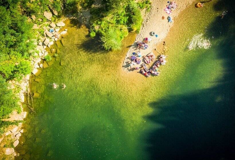 ホテル Camping Les Genêts D Or