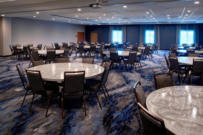 ホテル Fairfield Inn & Suites By Marriott Columbus, In