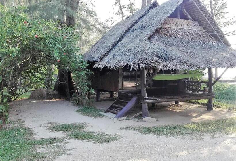 هتل Fisherman S Hut , ขนำชาวเลโฮมสเตย์