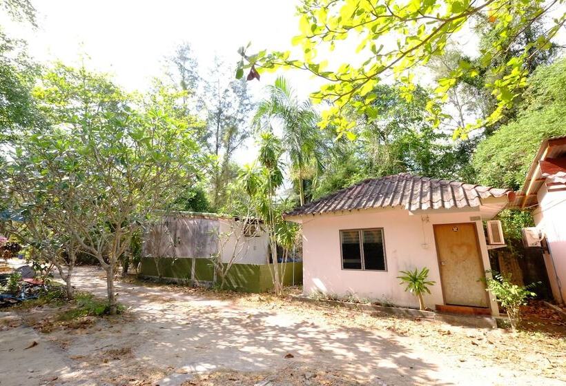 בית מלון כפרי Sangthong Resort