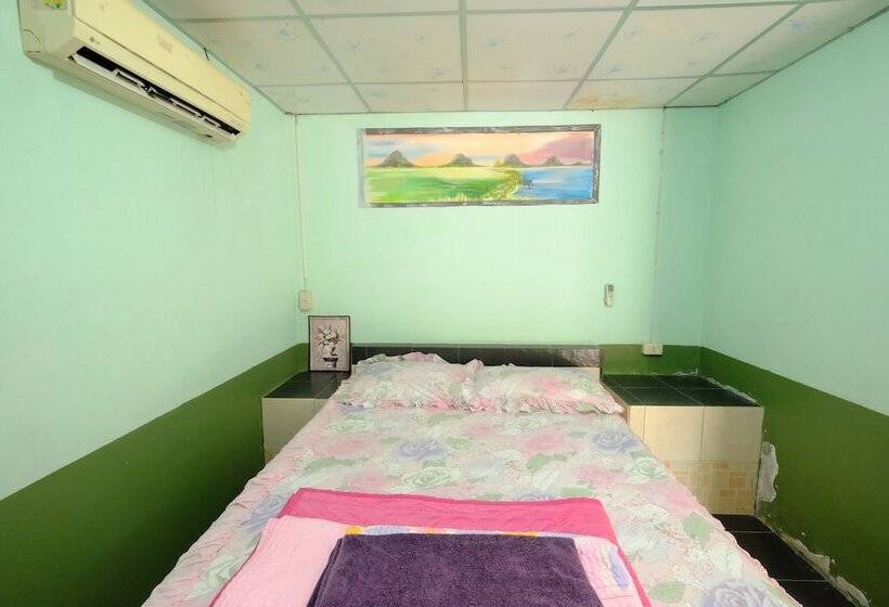 בית מלון כפרי Sangthong Resort