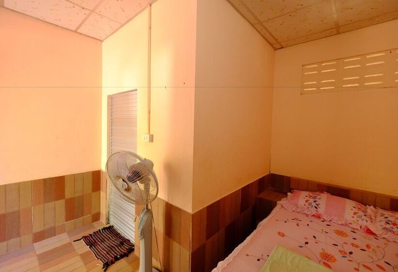 בית מלון כפרי Sangthong Resort