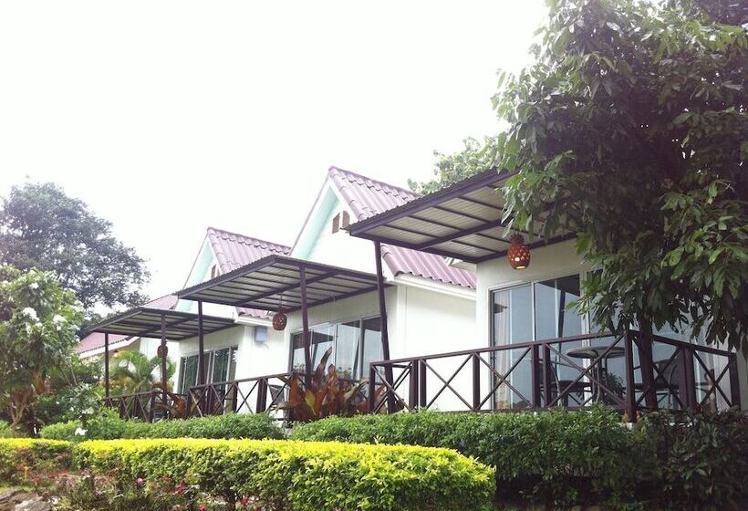 هتل The Relax Khaoyai Resort
