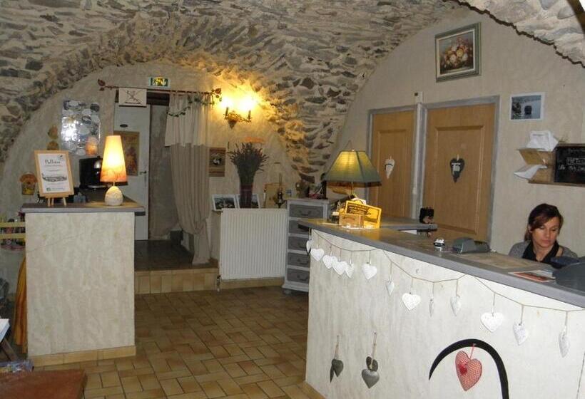 פנסיון Gîte Auberge Les Terres Blanches De Méolans