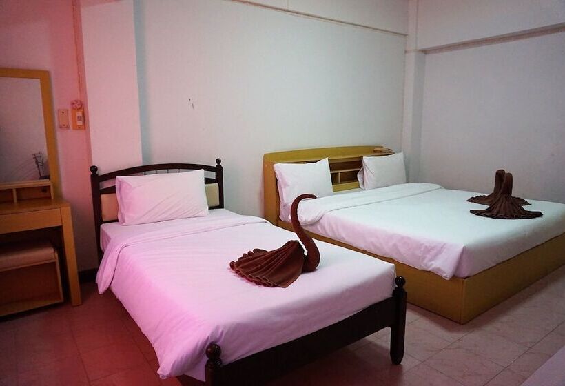 Premier Hotel Nakhonsithammarat