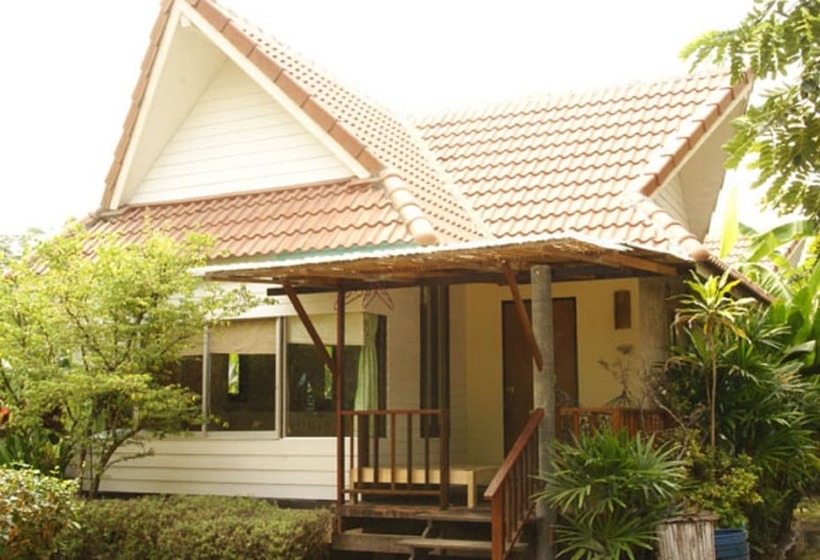 هتل Pulsawat Palm Resort