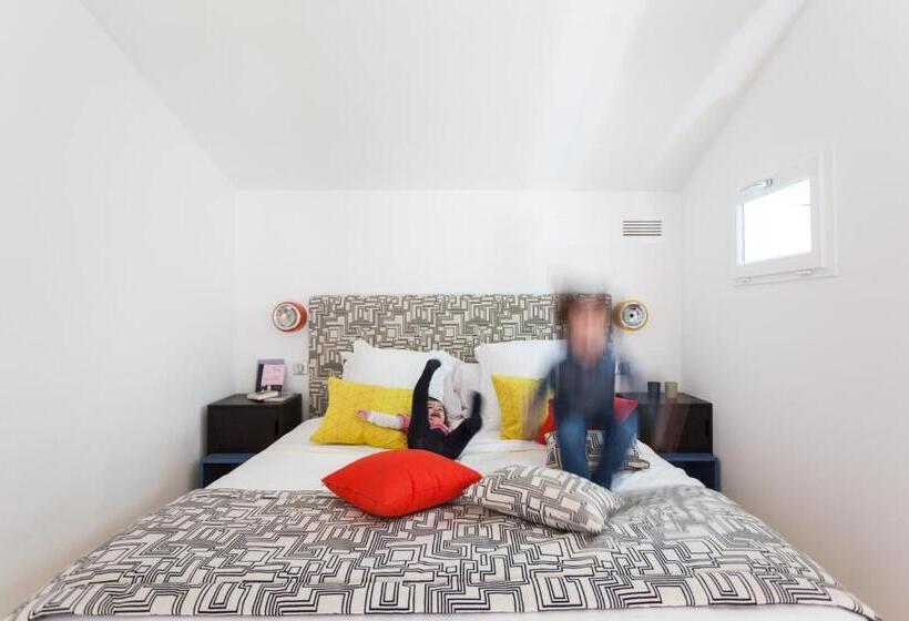 پانسیون Maison Du Collectionneur