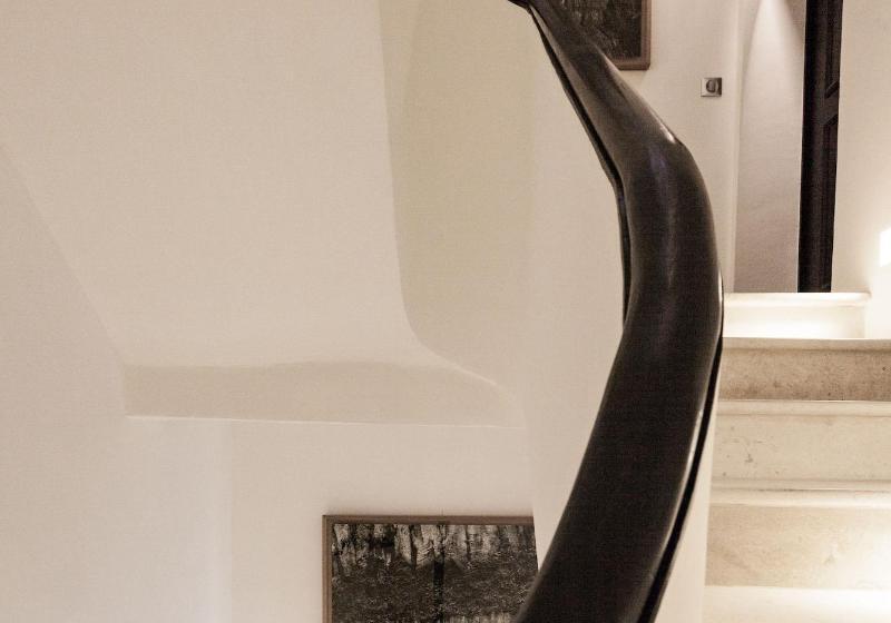 پانسیون Maison Du Collectionneur