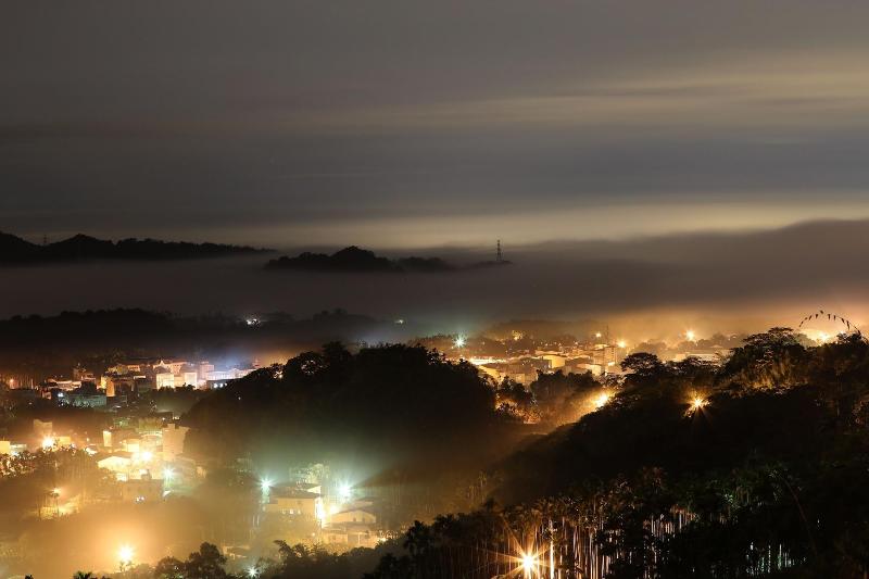 پانسیون Sitou Flora's House B&B