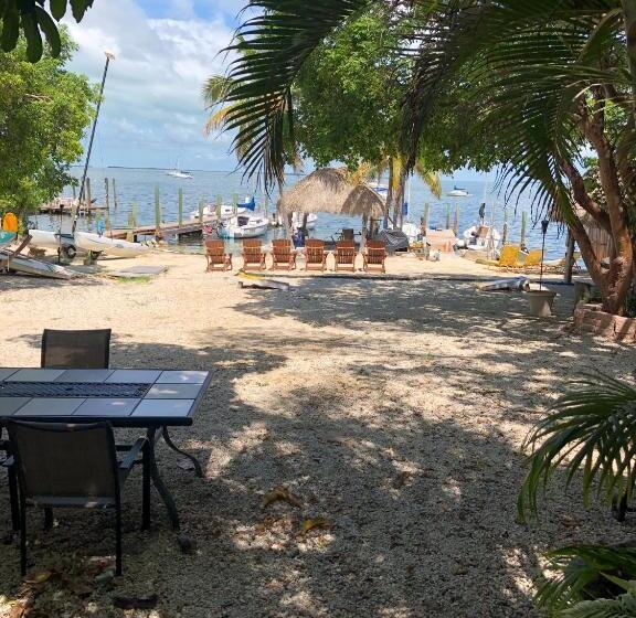 리조트 Key Largo Cottages
