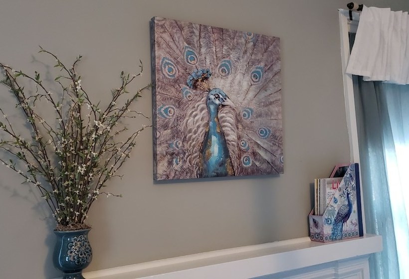 Silly Chickens Lodge B&b