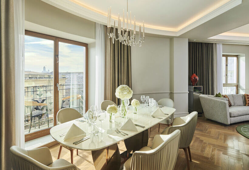 هتل Intercontinental Athenee Palace Bucharest, An Ihg