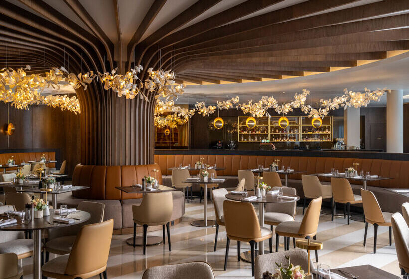 هتل Intercontinental Athenee Palace Bucharest, An Ihg