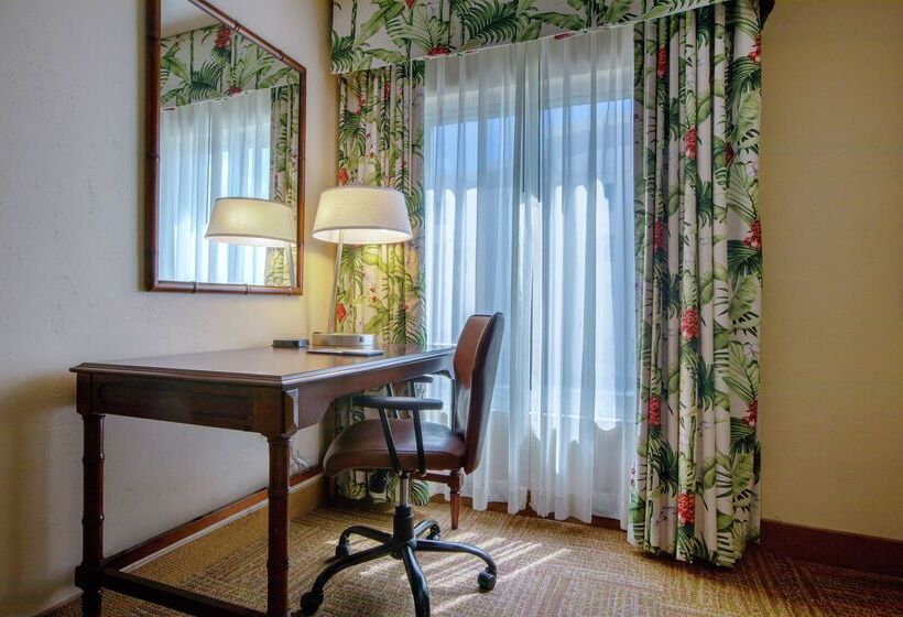 استراحتگاه Hampton Inn & Suites San Juan