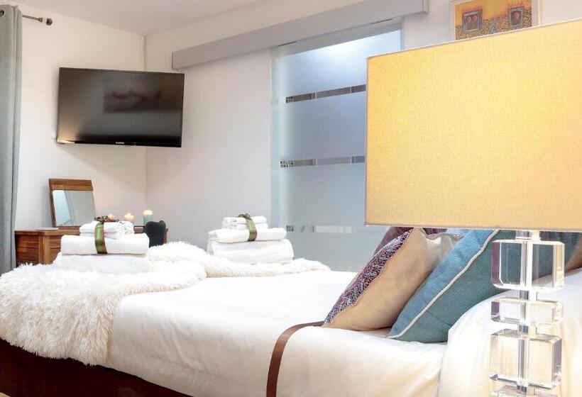 تختخواب و صبحانه La Villa Des Sens