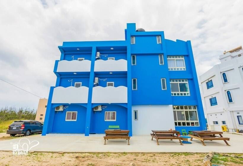 تختخواب و صبحانه Ou Hai You Travel