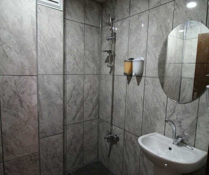 Deeps Hostel Eskişehir