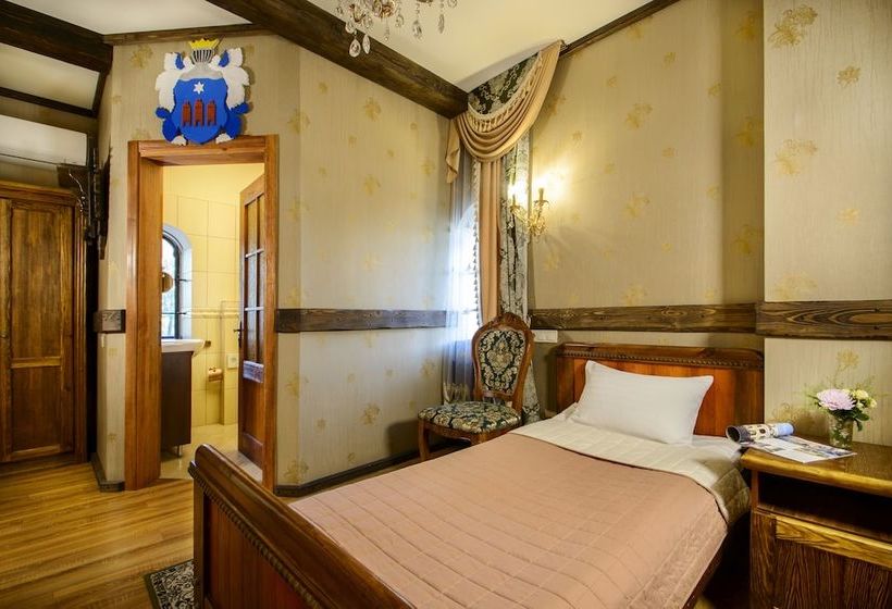 هتل Historical  Fortetsya Hetmana