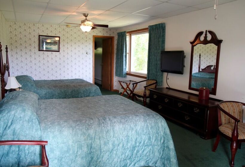 فندق على الطريق Sara Placid Inn & Suites