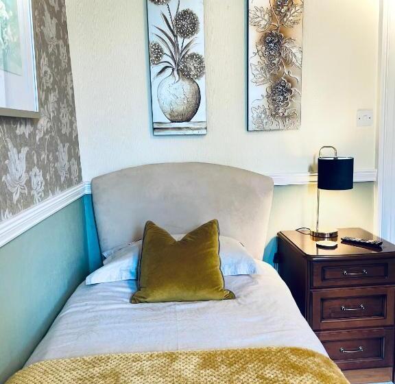 پانسیون Ashleigh House